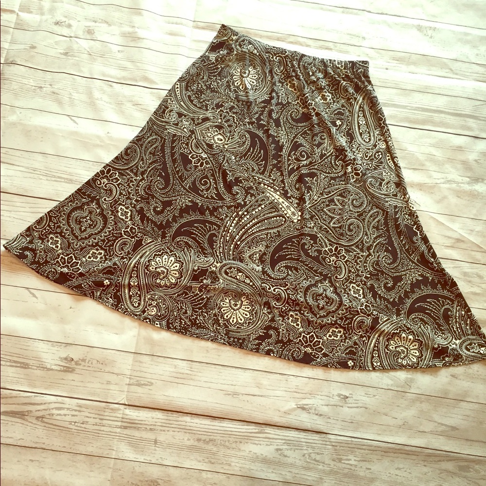 Chico's Size 1 Black & Tan Flowing Stretchy Skirt